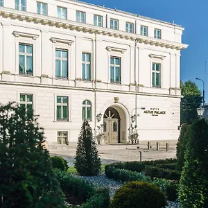 Altus Palace - Destigo فندق